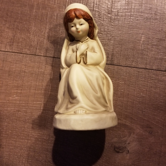 Nativity Set - Picture 4 of 5